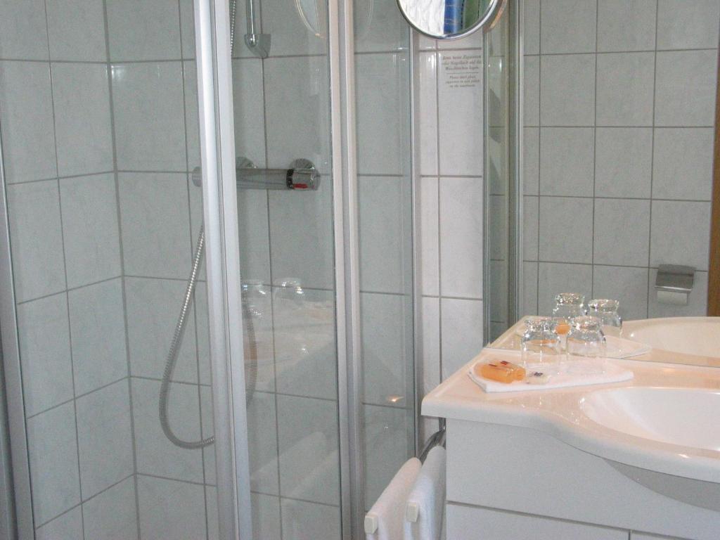 Hotel Winzerverein Zeltingen-Rachtig Ngoại thất bức ảnh